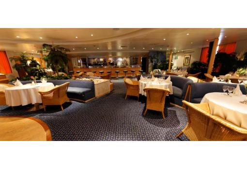 Otra vista del Salón Rendez Vous